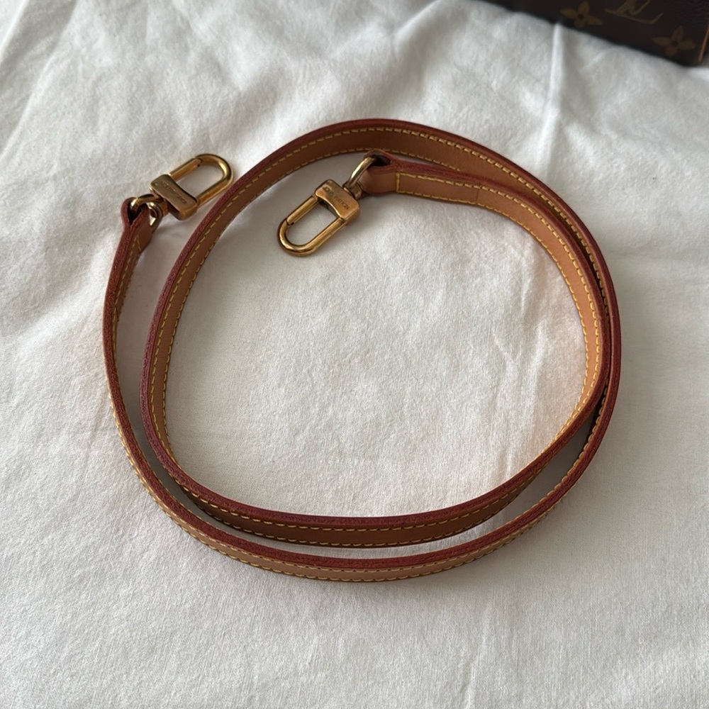Louis Vuitton Brown Leather Strap with Gold Hardware